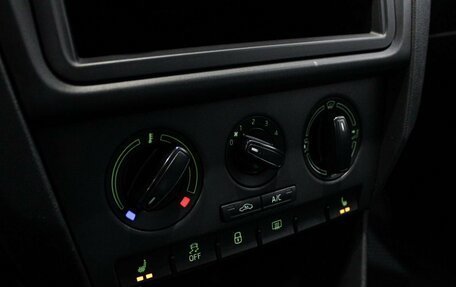 Skoda Rapid I, 2015 год, 749 000 рублей, 13 фотография