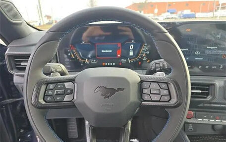 Ford Mustang, 2025 год, 9 000 000 рублей, 14 фотография