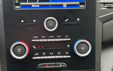Renault Megane IV, 2018 год, 1 490 000 рублей, 17 фотография