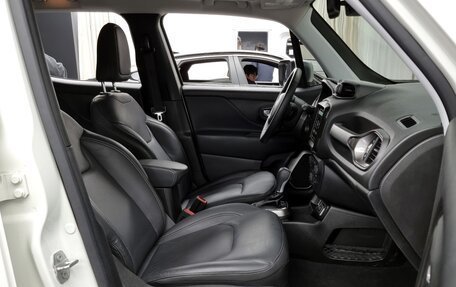 Jeep Renegade I рестайлинг, 2022 год, 1 560 000 рублей, 15 фотография
