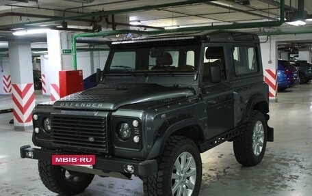 Land Rover Defender I, 2014 год, 6 200 000 рублей, 3 фотография
