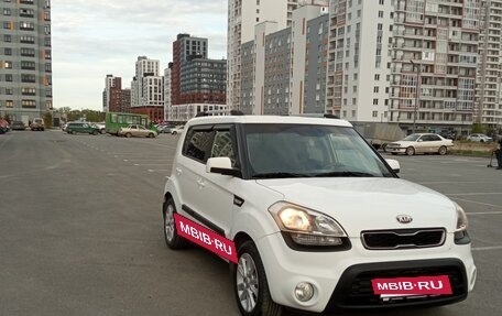 KIA Soul II рестайлинг, 2013 год, 1 050 000 рублей, 3 фотография