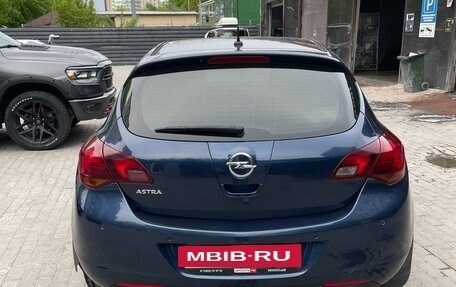 Opel Astra J, 2012 год, 850 000 рублей, 4 фотография