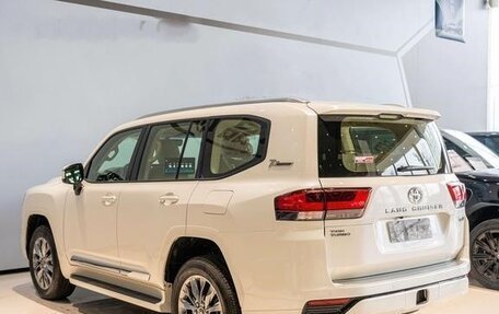 Toyota Land Cruiser, 2025 год, 15 500 100 рублей, 2 фотография