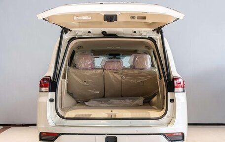 Toyota Land Cruiser, 2025 год, 15 500 100 рублей, 17 фотография