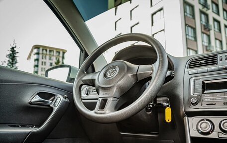 Volkswagen Polo VI (EU Market), 2012 год, 620 000 рублей, 19 фотография