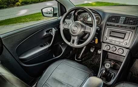 Volkswagen Polo VI (EU Market), 2012 год, 620 000 рублей, 20 фотография
