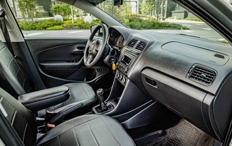 Volkswagen Polo VI (EU Market), 2012 год, 620 000 рублей, 23 фотография