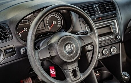 Volkswagen Polo VI (EU Market), 2012 год, 620 000 рублей, 14 фотография