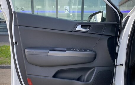 KIA Sportage IV рестайлинг, 2020 год, 2 499 000 рублей, 17 фотография