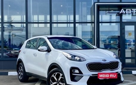KIA Sportage IV рестайлинг, 2020 год, 2 299 000 рублей, 3 фотография