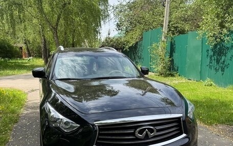 Infiniti QX70, 2016 год, 2 650 000 рублей, 1 фотография