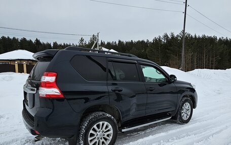 Toyota Land Cruiser Prado 150 рестайлинг 2, 2017 год, 4 300 000 рублей, 1 фотография