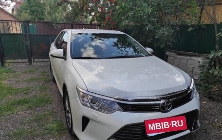 Toyota Camry, 2016 год, 1 900 000 рублей, 1 фотография