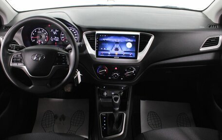 Hyundai Solaris II рестайлинг, 2021 год, 1 590 000 рублей, 12 фотография