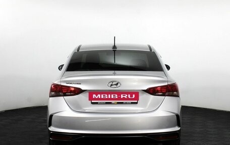 Hyundai Solaris II рестайлинг, 2021 год, 1 590 000 рублей, 6 фотография
