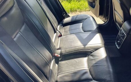 Chrysler 300C II, 2012 год, 2 250 000 рублей, 16 фотография