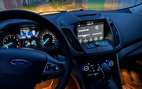 Ford Kuga III, 2018 год, 1 870 000 рублей, 4 фотография