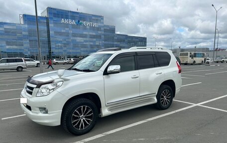 Toyota Land Cruiser Prado 150 рестайлинг 2, 2010 год, 3 000 000 рублей, 2 фотография