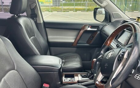 Toyota Land Cruiser Prado 150 рестайлинг 2, 2010 год, 3 000 000 рублей, 5 фотография