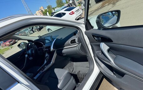 Mitsubishi Eclipse Cross, 2022 год, 2 100 000 рублей, 4 фотография