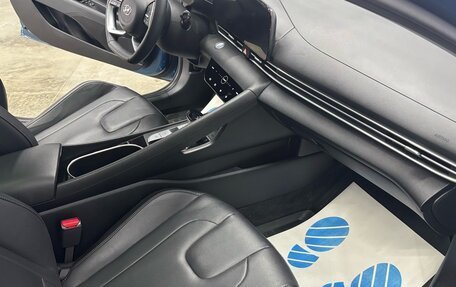 Hyundai Elantra, 2023 год, 2 350 000 рублей, 9 фотография