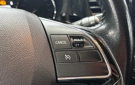Mitsubishi Outlander III рестайлинг 3, 2016 год, 1 630 000 рублей, 15 фотография