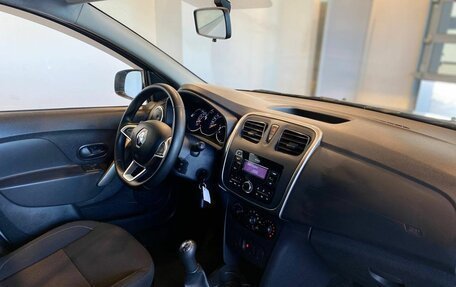 Renault Logan II, 2019 год, 1 230 000 рублей, 12 фотография
