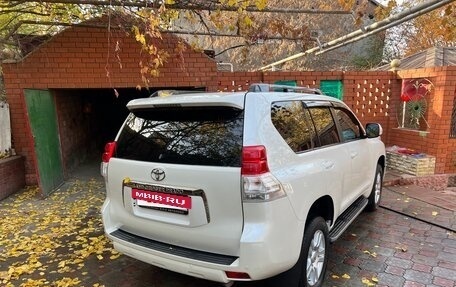 Toyota Land Cruiser Prado 150 рестайлинг 2, 2010 год, 3 100 000 рублей, 9 фотография