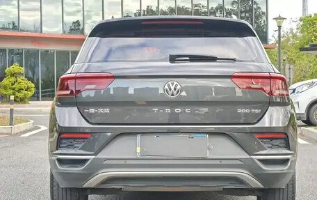 Volkswagen T-Cross I, 2022 год, 1 240 000 рублей, 3 фотография