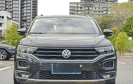 Volkswagen T-Cross I, 2022 год, 1 240 000 рублей, 7 фотография