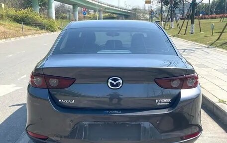 Mazda 3, 2021 год, 1 500 000 рублей, 5 фотография