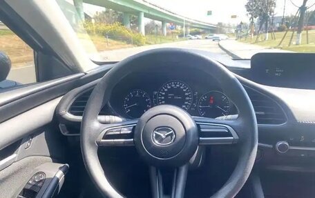 Mazda 3, 2021 год, 1 500 000 рублей, 10 фотография