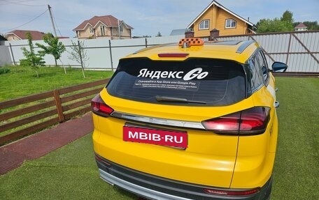 Geely Atlas, 2024 год, 2 200 000 рублей, 3 фотография