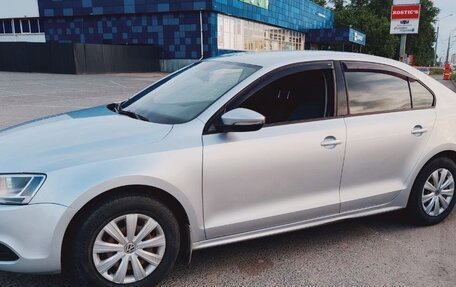 Volkswagen Jetta VI, 2014 год, 1 135 000 рублей, 6 фотография