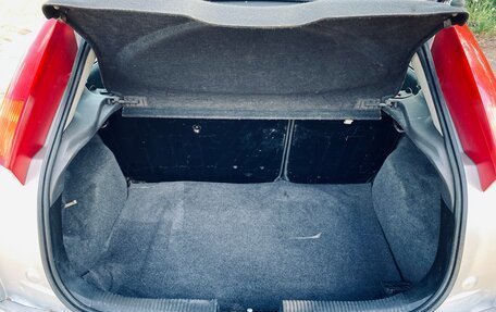 Ford Focus IV, 2004 год, 329 000 рублей, 14 фотография