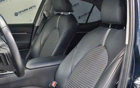 Toyota Camry, 2018 год, 2 799 000 рублей, 8 фотография