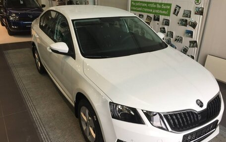 Skoda Octavia, 2018 год, 2 200 000 рублей, 2 фотография