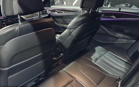 BMW 5 серия, 2021 год, 6 750 000 рублей, 11 фотография