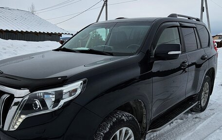 Toyota Land Cruiser Prado 150 рестайлинг 2, 2017 год, 4 300 000 рублей, 3 фотография