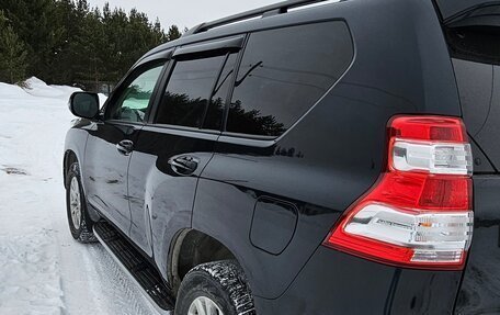 Toyota Land Cruiser Prado 150 рестайлинг 2, 2017 год, 4 300 000 рублей, 2 фотография