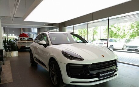 Porsche Macan I рестайлинг, 2024 год, 12 100 000 рублей, 3 фотография