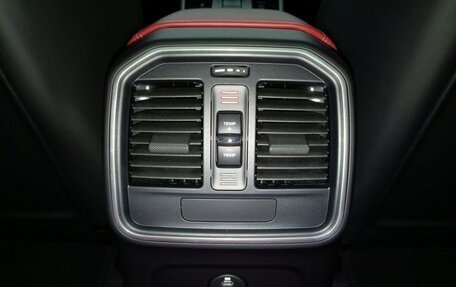 Porsche Macan I рестайлинг, 2024 год, 12 100 000 рублей, 24 фотография