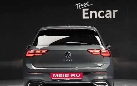 Volkswagen Golf VIII, 2022 год, 2 220 000 рублей, 4 фотография