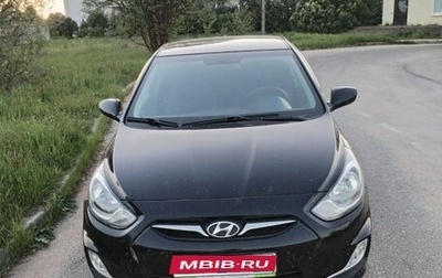 Hyundai Solaris II рестайлинг, 2012 год, 913 000 рублей, 1 фотография
