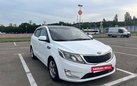 KIA Rio III рестайлинг, 2013 год, 800 000 рублей, 12 фотография