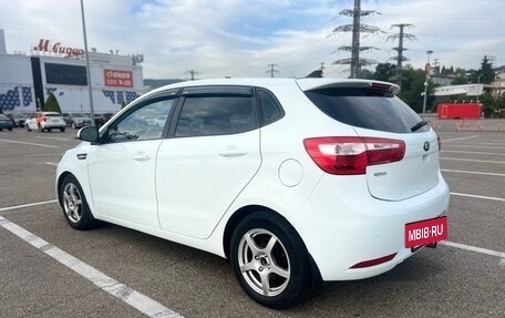 KIA Rio III рестайлинг, 2013 год, 800 000 рублей, 17 фотография