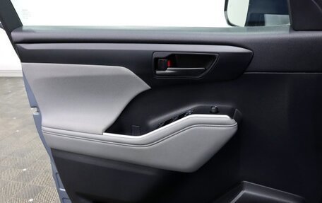 Toyota Highlander, 2021 год, 4 690 000 рублей, 12 фотография