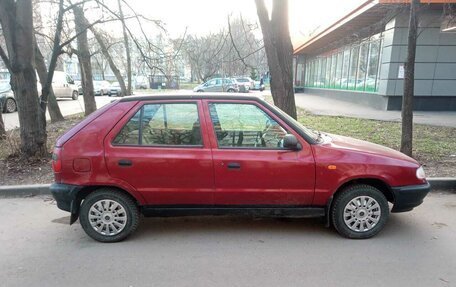 Skoda Felicia I рестайлинг, 1996 год, 97 000 рублей, 2 фотография