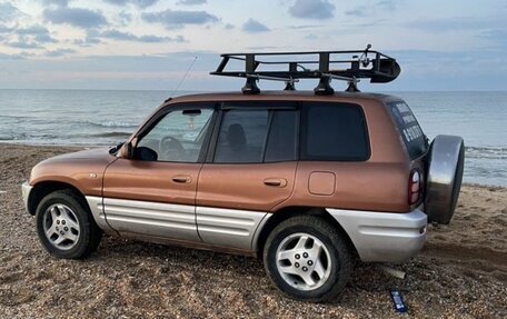 Toyota RAV4, 1997 год, 600 000 рублей, 2 фотография